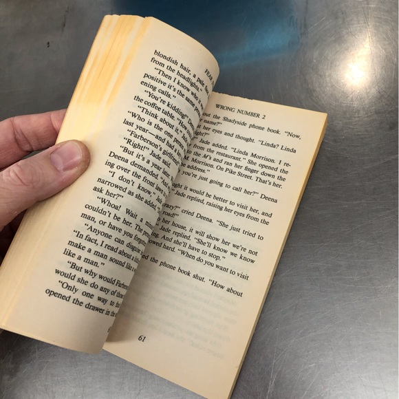 Vintage Fear Street: Wrong Number 2 by: R.L. Stine, paperback book - Picture 3 of 6